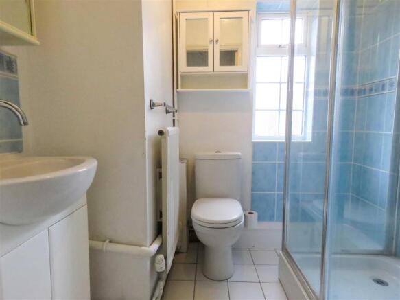 Shower room.JPG
