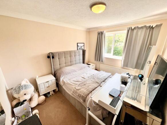 4 bed Detached to rent Image 12