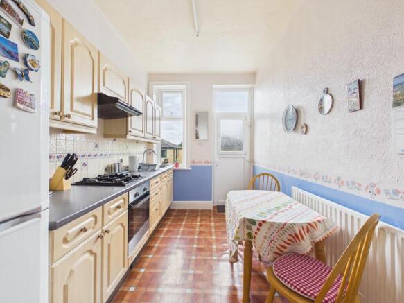 3 bed Terraced for sale Image 5