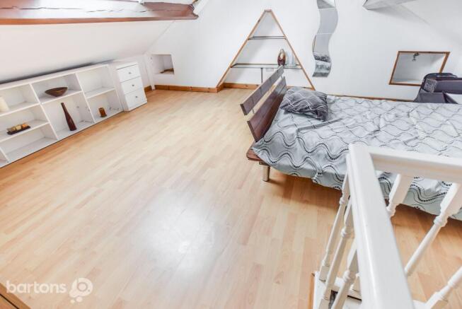 3 bed Semi-Detached for sale Image 10