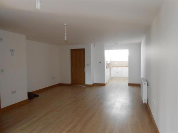 Sitting /Dining Room