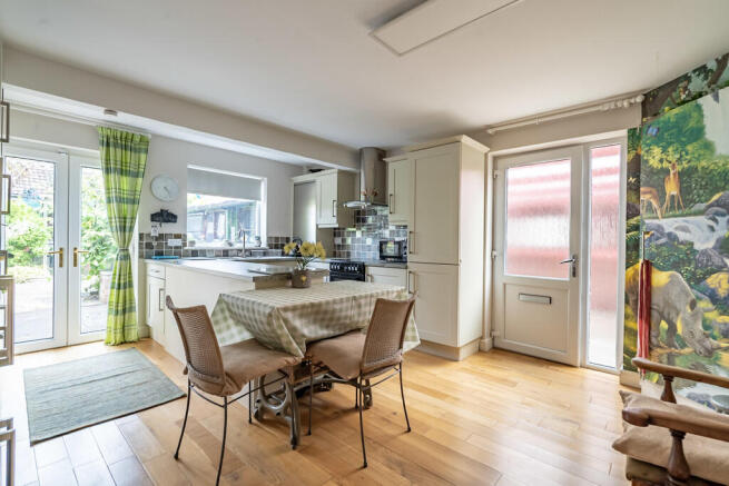 Kitchen 1