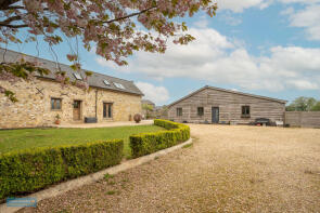Hunters Barn, Hunters Lodge, Taunton Road, Churchinford, Taunton TA3 7DW