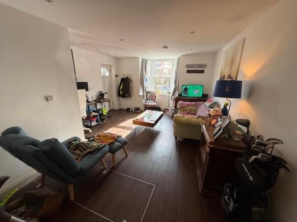 8 Western Road 5.jpg