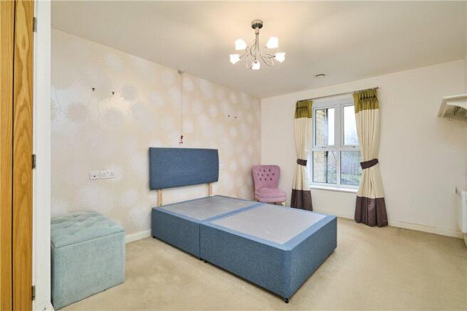 2 bed Apartment for sale Image 11