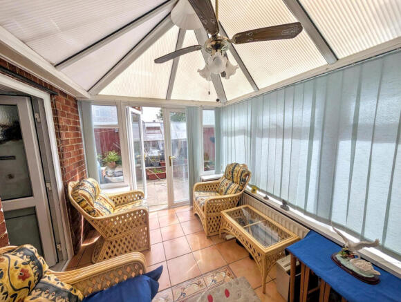 3 bed Semi-Detached for sale Image 6