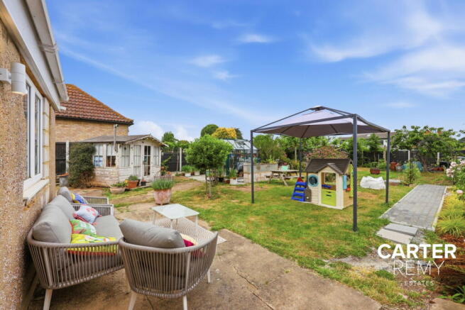 Hengist Gardens, Wickford, SS11 photo 4