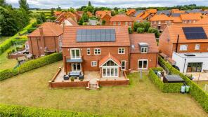 12, Golf Course Lane, Grimsby DN37 0JN