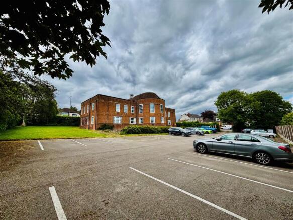 40 Leek Rd 4.jpg