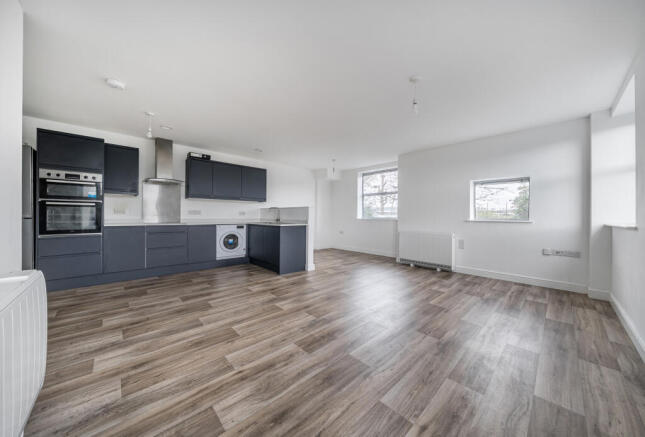 1348231-3-68b9670...