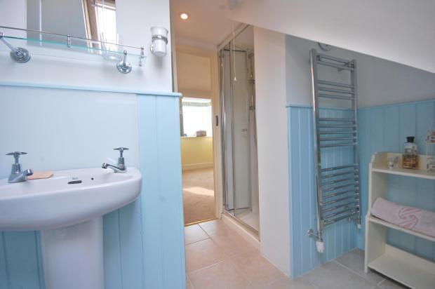 En Suite Shower Room