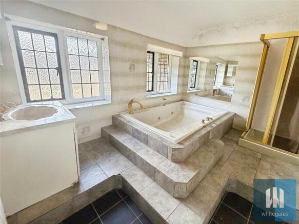 6 bed Detached to rent Image 9