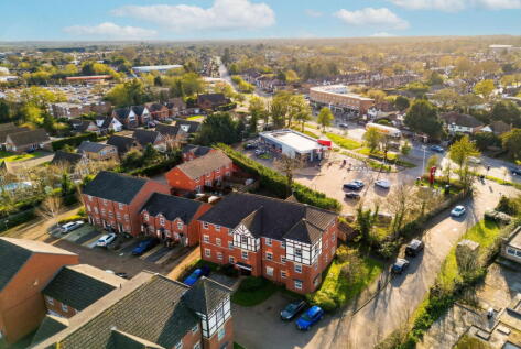 Snitterfield Drive, Shirley