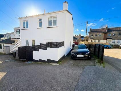 Passage Hill, Mylor, TR11