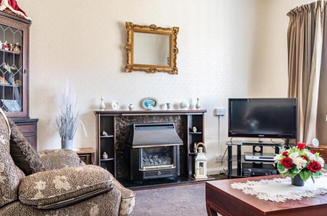 2 bed Detached Bungalow for sale Image 10