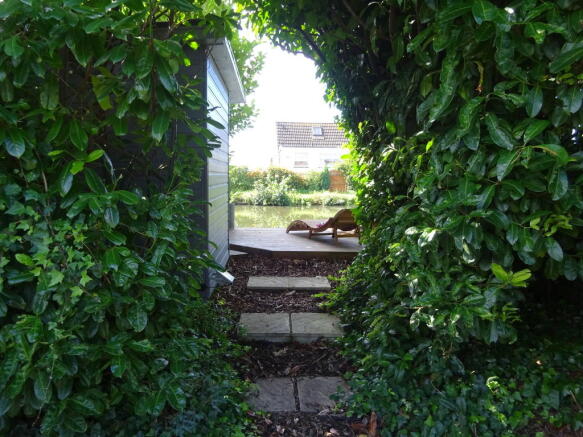 Photo 25