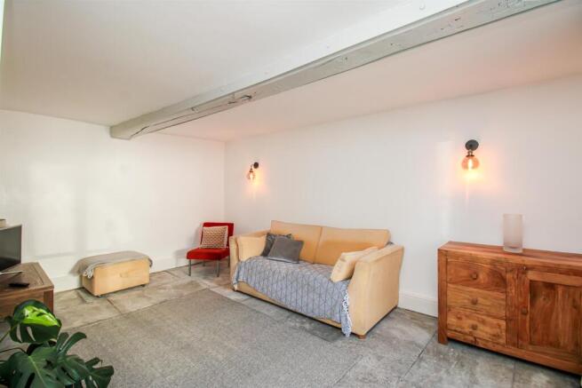 2 bed Cottage for sale Image 7