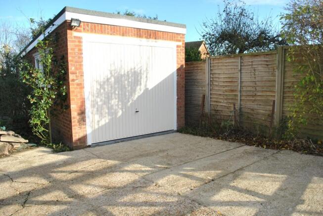 DETACHED GARAGE