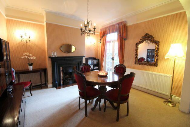 R Dining Room.jpg