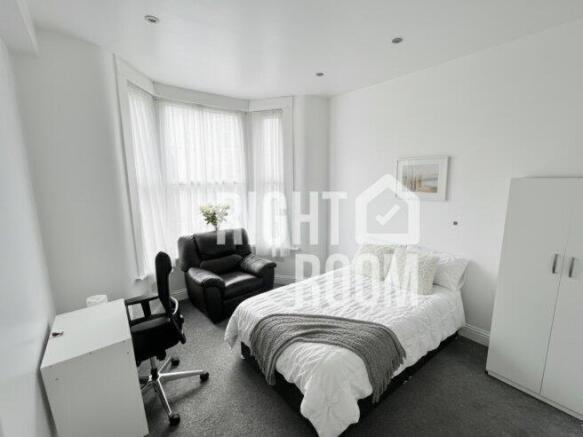 room-1-135-grosvenor-road-e7-8jb-1041568