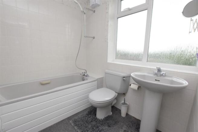 Bathroom.jpg