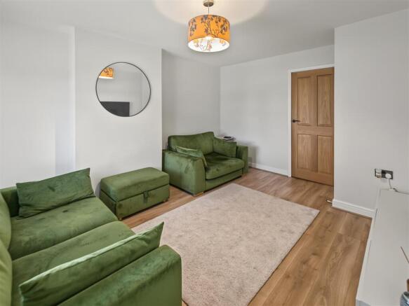 Gayhurst Crescent, Mill Hill, Sunderland photo 3
