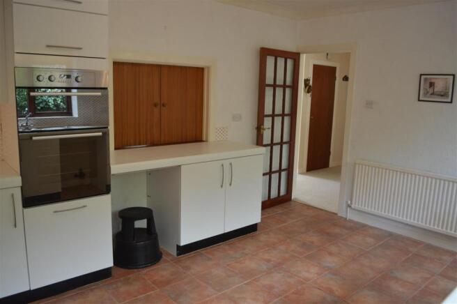 KITCHEN DINER