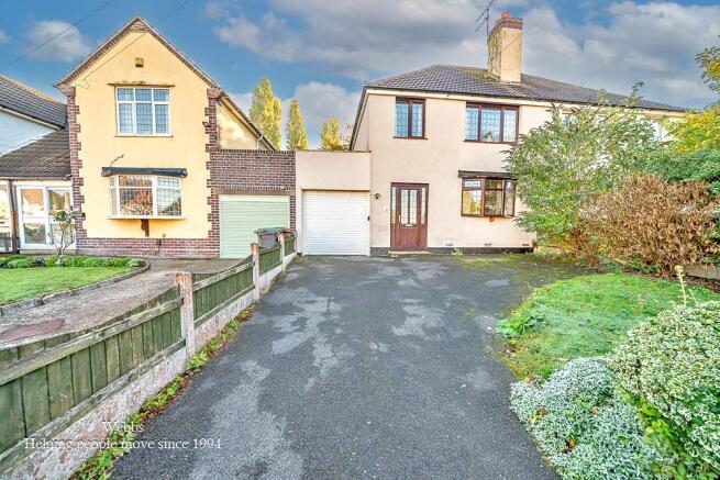3-bed semi-detached on Smithfield Road, Walsall, £200,000