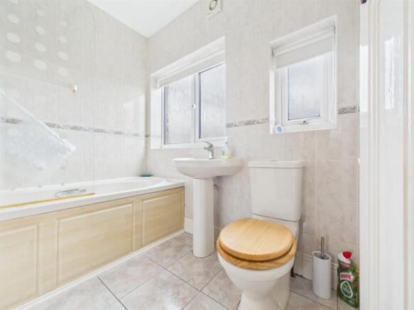 Bath 1.jpg