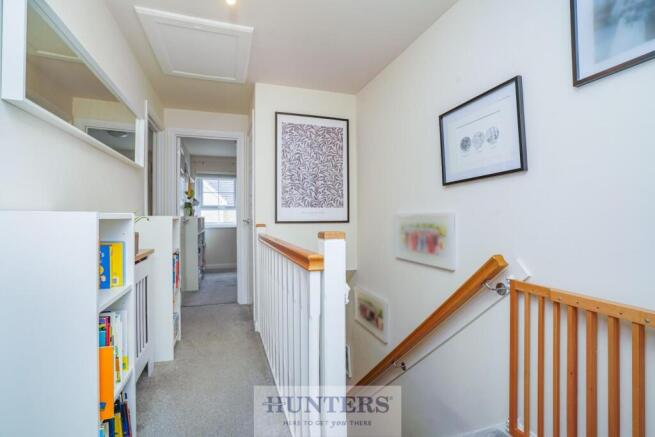 3 bed Semi-Detached for sale Image 11