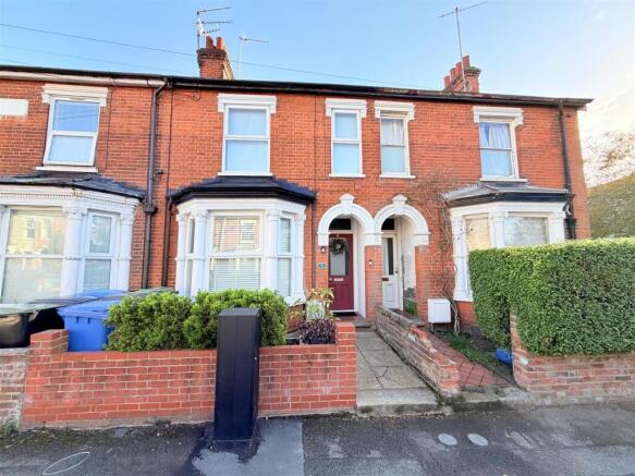 3-bed terraced on Oxford Road, Ipswich, £250,000