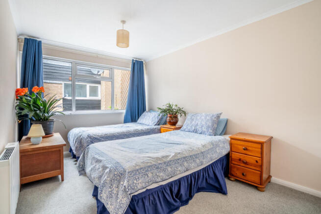 3 bed Bungalow for sale Image 8