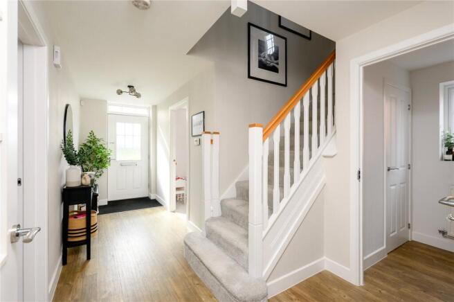 4 bed Detached for sale Image 12