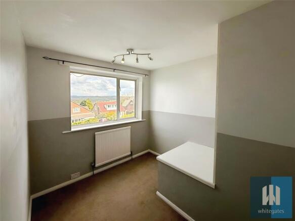 4 bed Detached to rent Image 6
