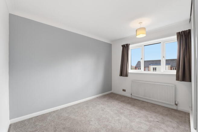 2 bed Flat for sale Image 6