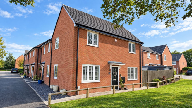 3-bed semi-detached on Elder Close, Sapcote, Leicester, LE9, £67,500