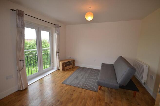 Stillington Cresent , Hamilton, Leicester photo 4