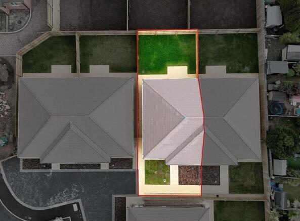 Plot 8 Boundary