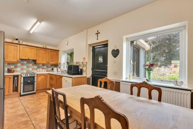 Kitchen Diner.jpg