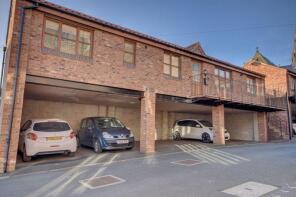 17, Mount Square, Whitby YO21 3HL