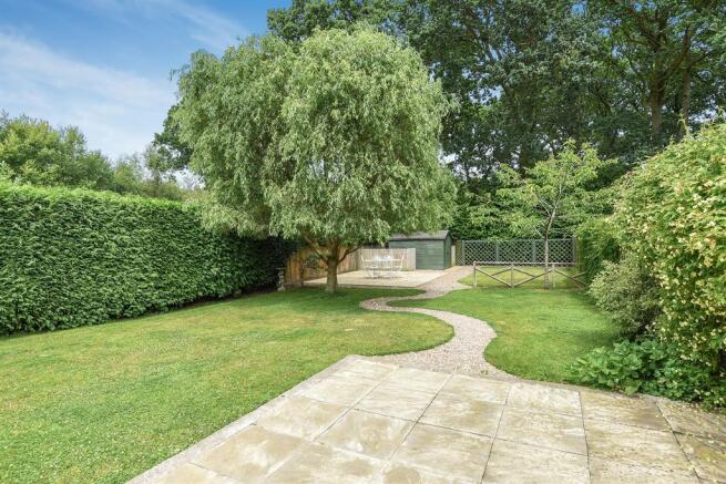 2nd view of rear garden