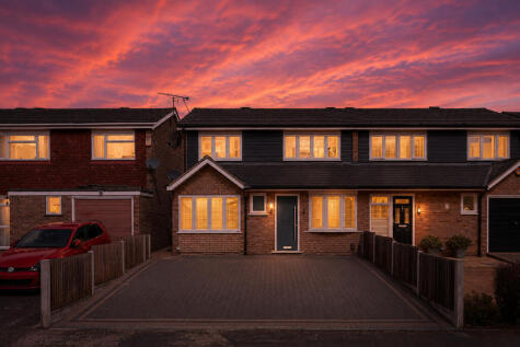 Lampits, Hoddesdon, EN11