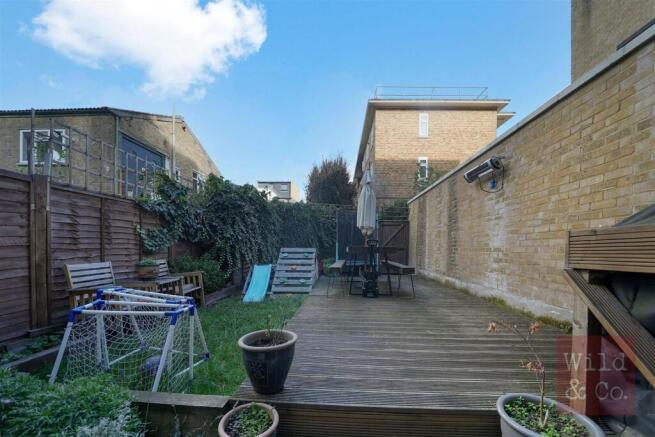 Chatsworth Road Hackney London E5 0LT - 005.jpg