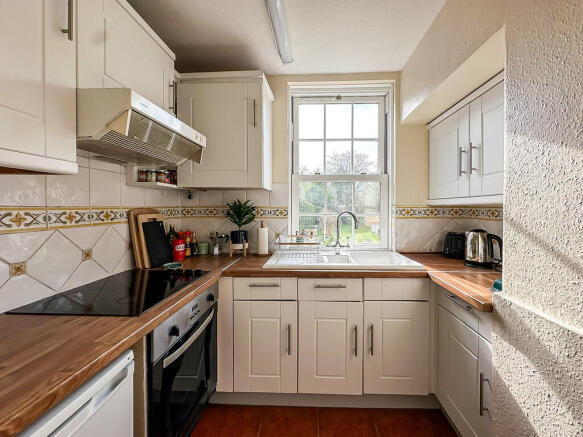 Kitchen (3)