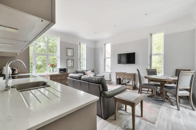 1328456-17-687fb8...