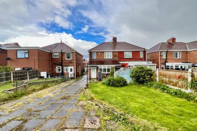 3 bed Semi-Detached for sale Image 5