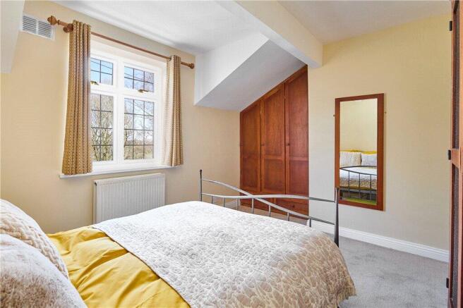 2 bed Terraced for sale Image 12