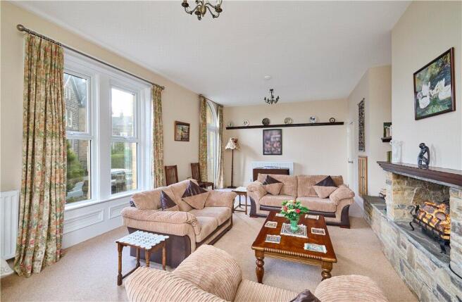 2 bed Apartment for sale Image 6