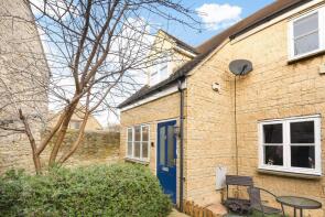 3, 51c Chase Cottages, High Street, Witney OX28 6JA