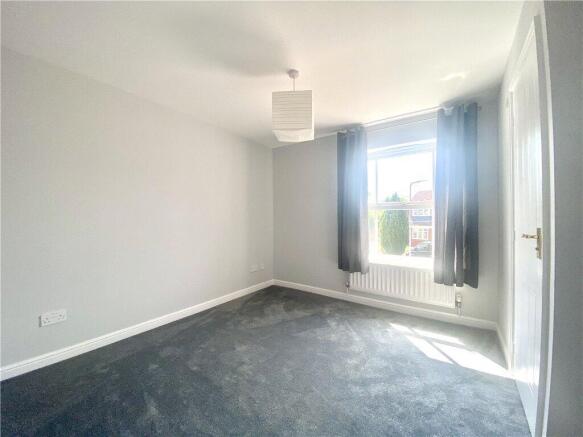 3 bed Detached to rent Image 5